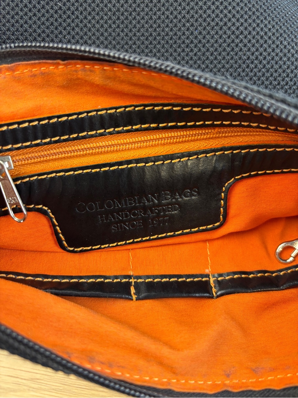 Colombian Bags Brand Crafted Since 1977 Black Crossbody - Picture 8 of 13